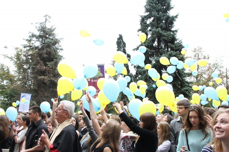 Вітаємо студентів медичного факультету з початком нового навчального року!