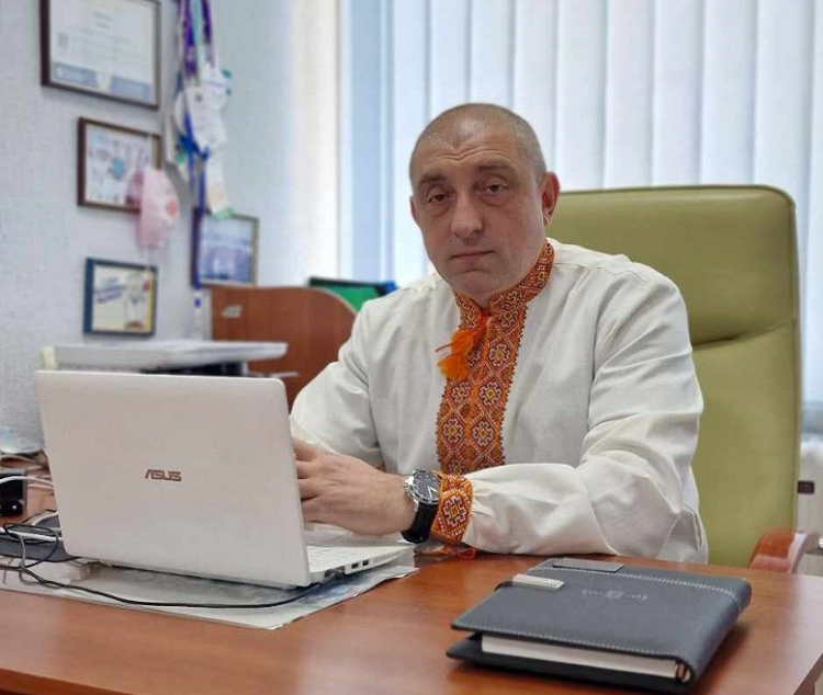 Велике інтерв'ю викладача медичного факультету Олексія САВВО "Зламаний" ген. Імунодефіцити у дитини. Як їх запідозрити?" 