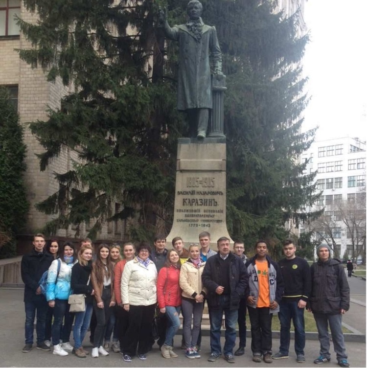 Студенти та співробітники медичного факультету прийняли участь у проведенні Всеукраїнського Дня благоустрою