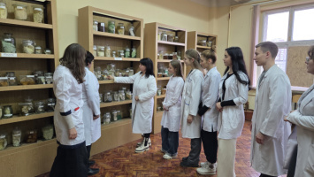 Заняття у патологоанатомічному музеї кафедри загальної та клінічної патології